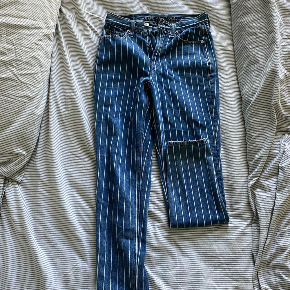 pinstriped american eagle jeans!
